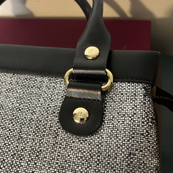 Kate Spade Black Leather and Silver Metallic Accordion Style Handbag RARE - Picture 15 of 16